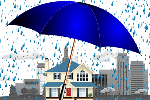 umbrella protecting mobile home from rainwater