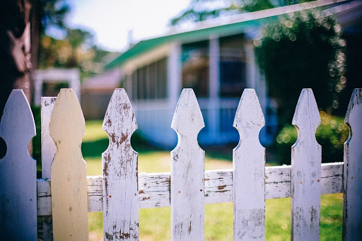 A fence around a mobile home lot