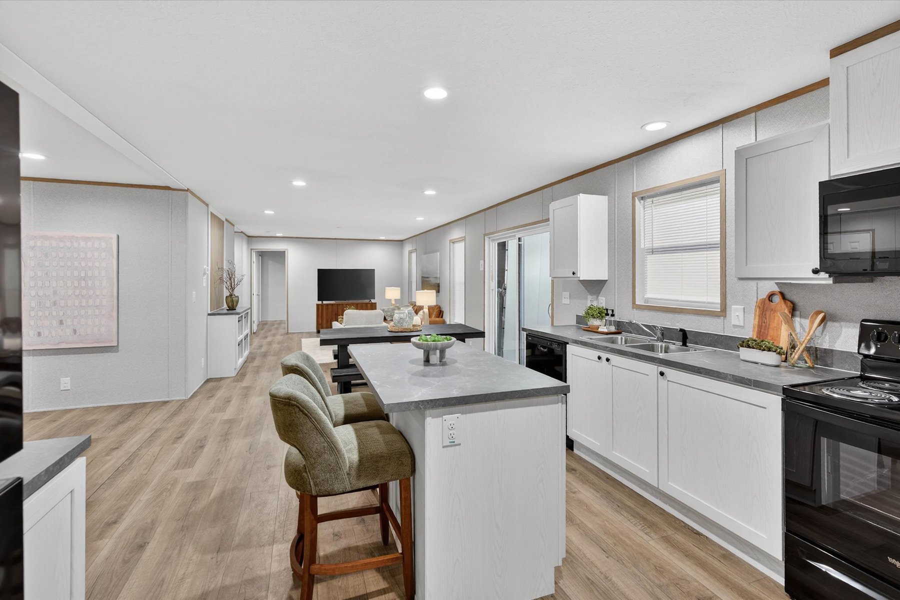 Energy efficient mobile home in 
