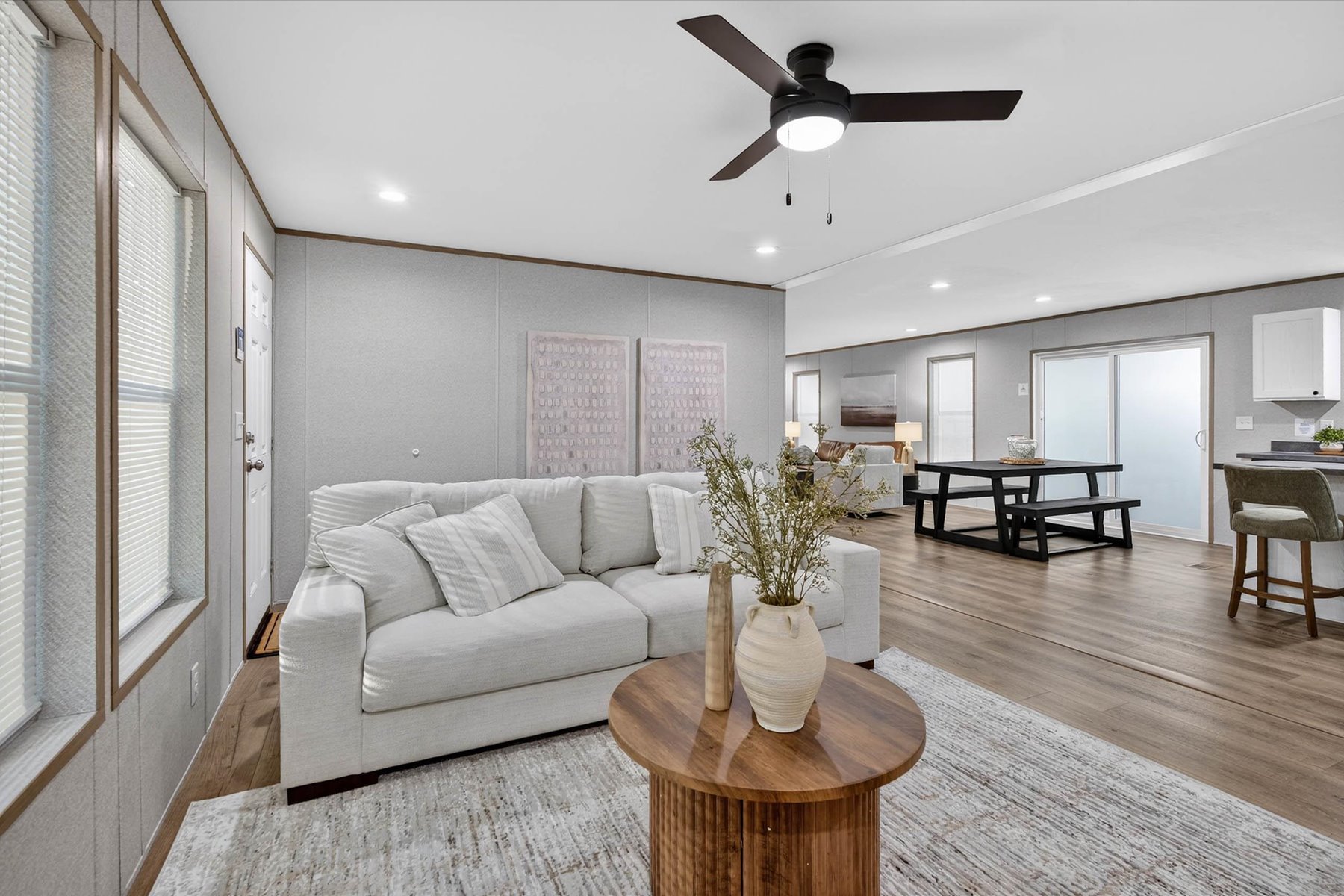 Affordable mobile home with financing in 