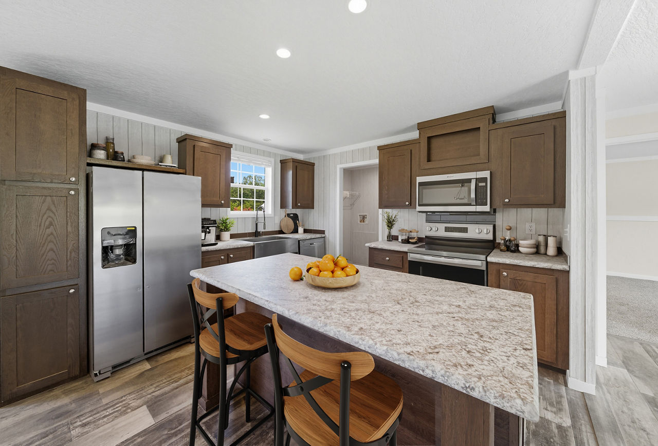 Family sized single wide home in 