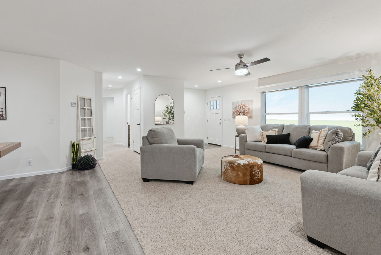 Family sized double wide home in 