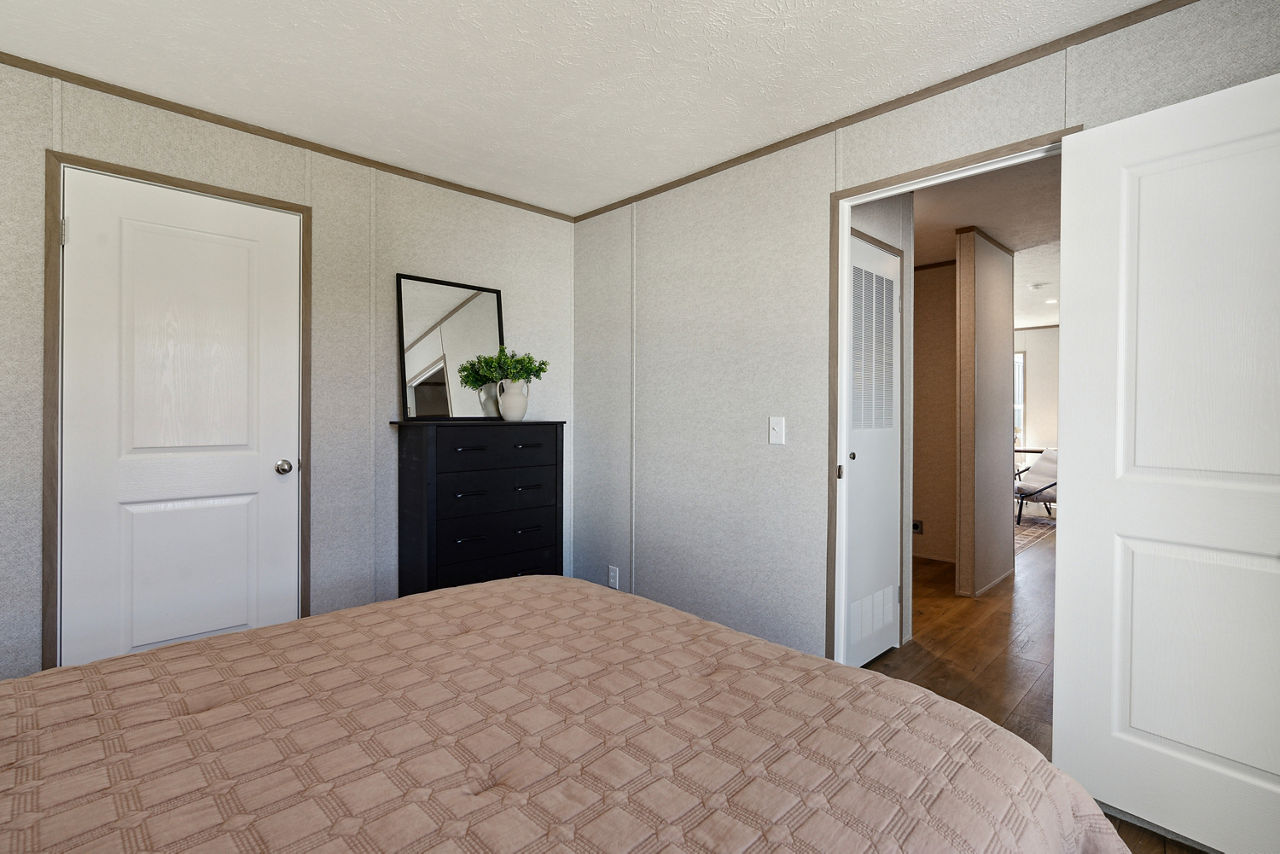 Modern mobile home with financing in 