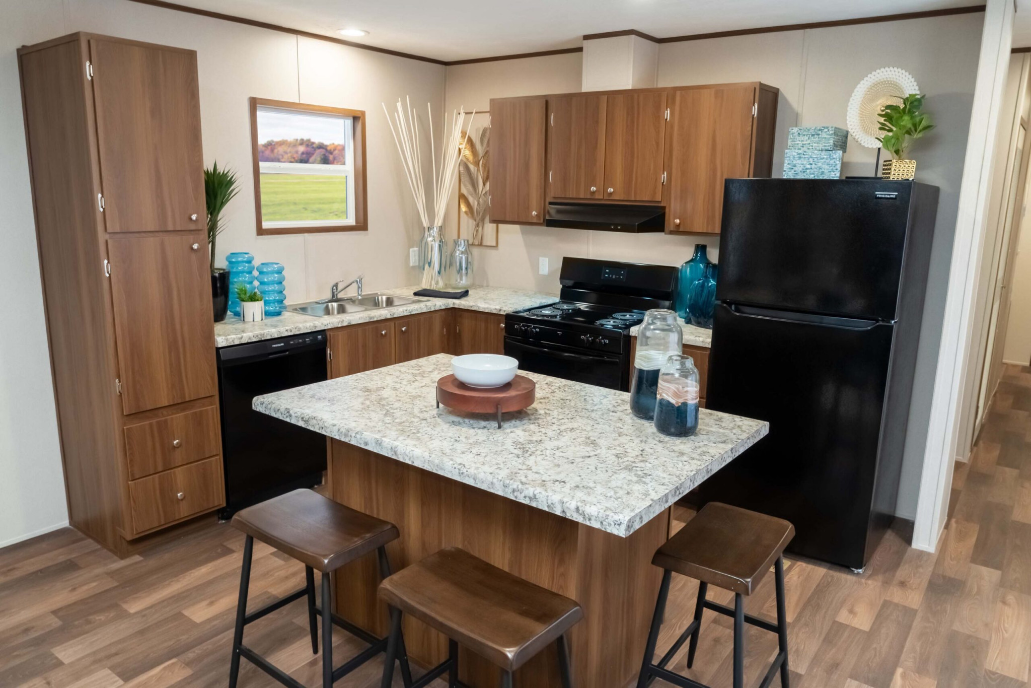 Move-in ready manufactured home in 
