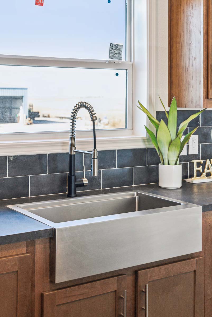 Factory direct manufactured home in 