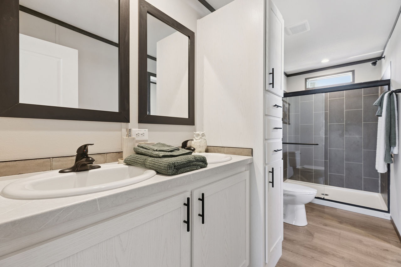 Affordable mobile home with financing in