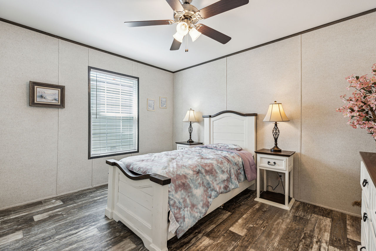 Modern single wide home in 