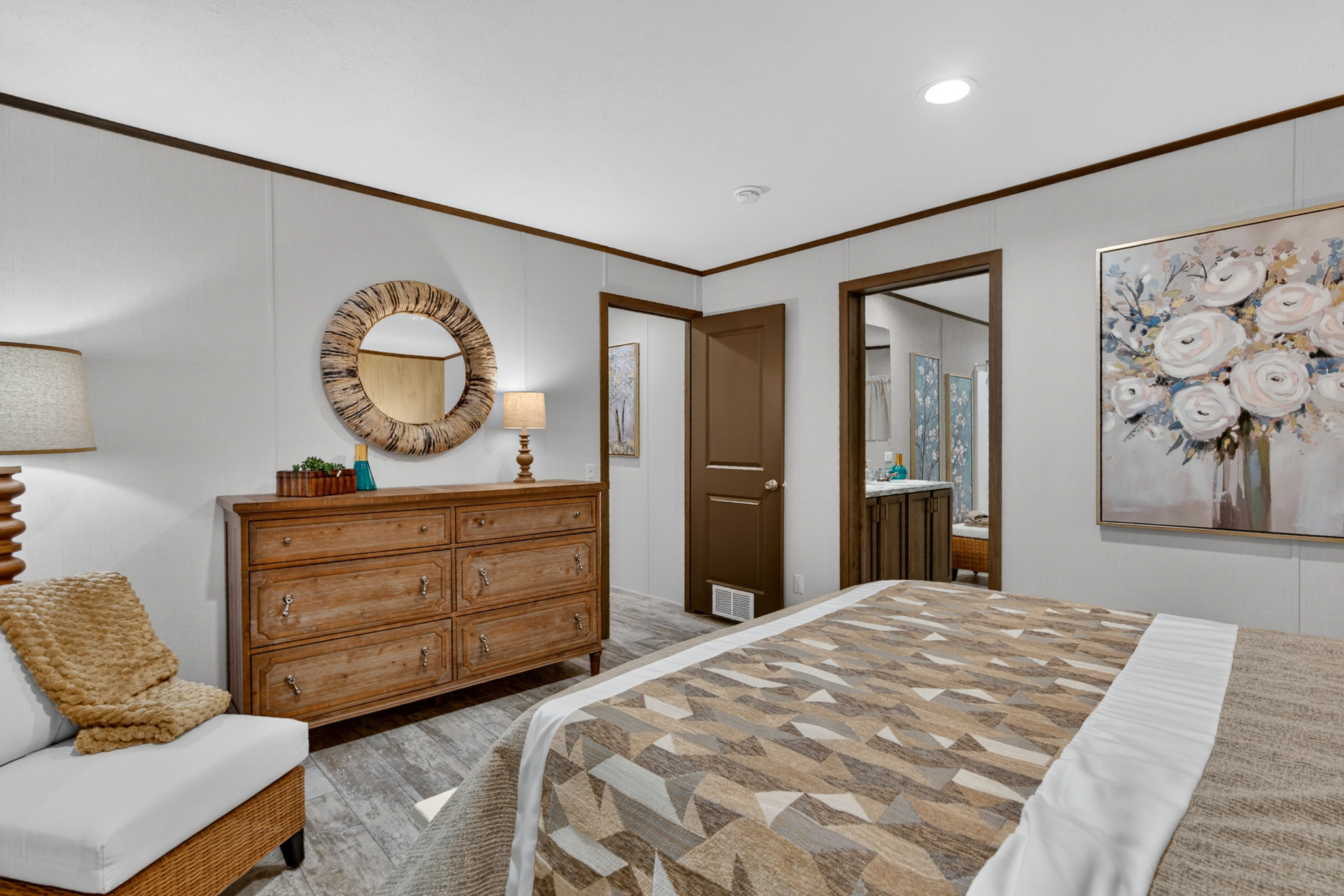 HUD-approved mobile home with financing in 