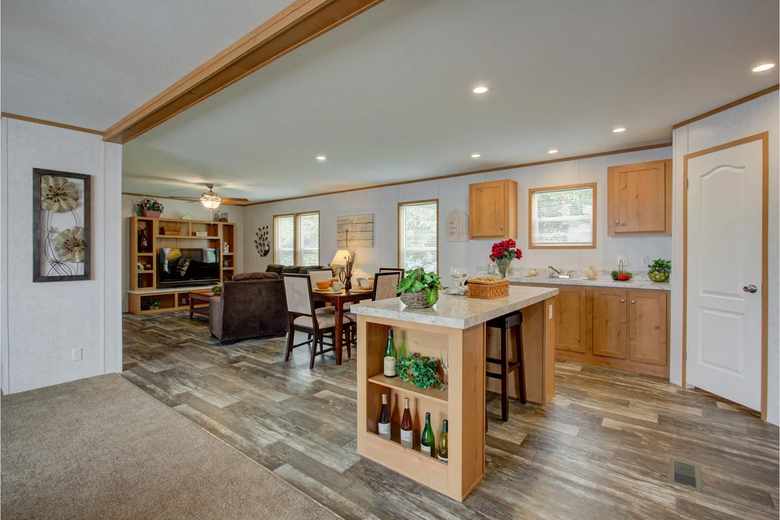 Move-in ready off-grid home in Ohio