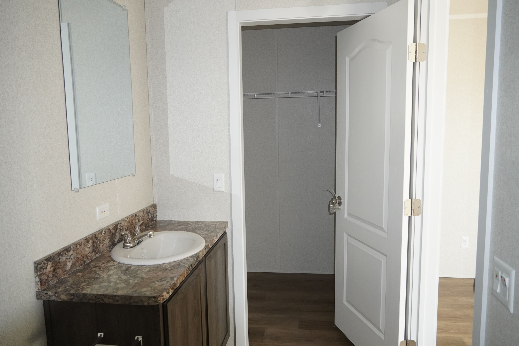 Customizable modular home in 