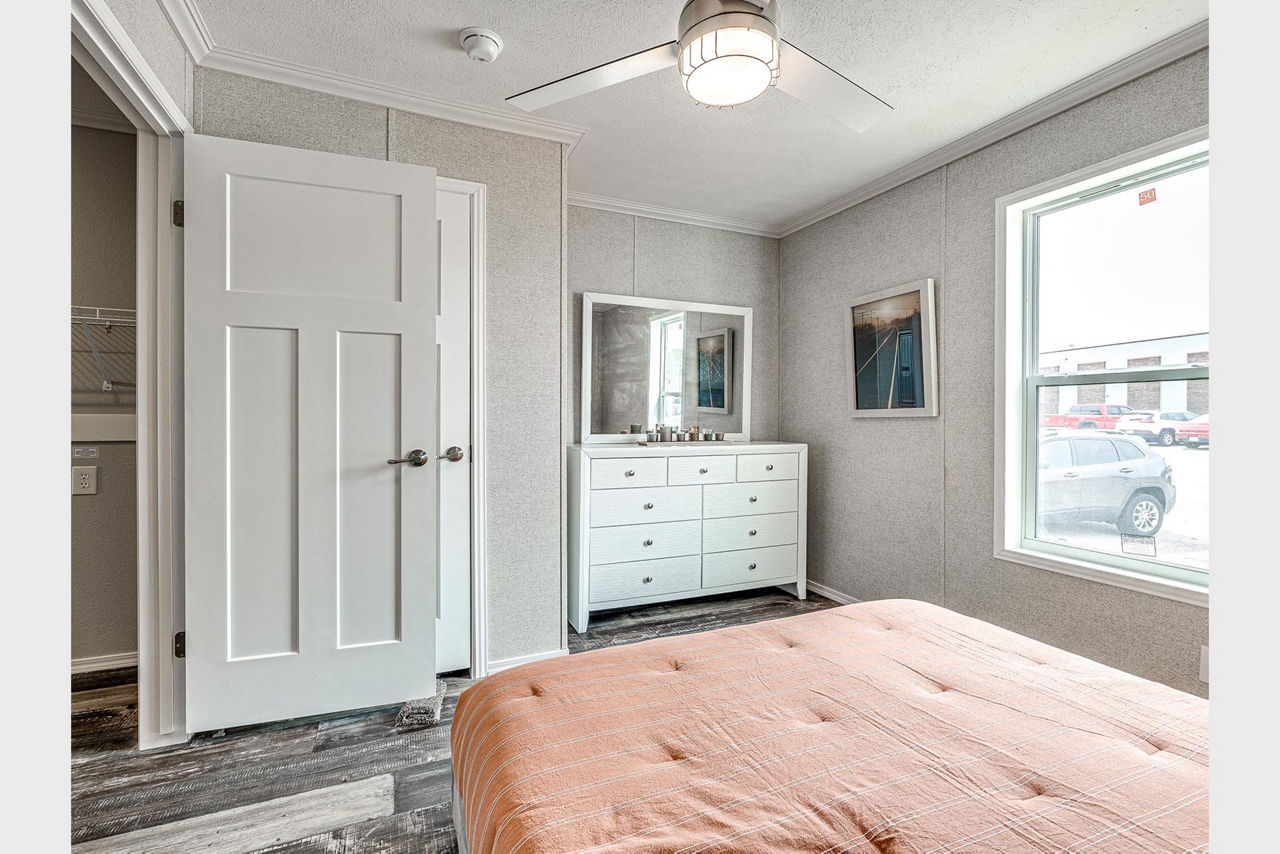 Move-in ready double wide home in 