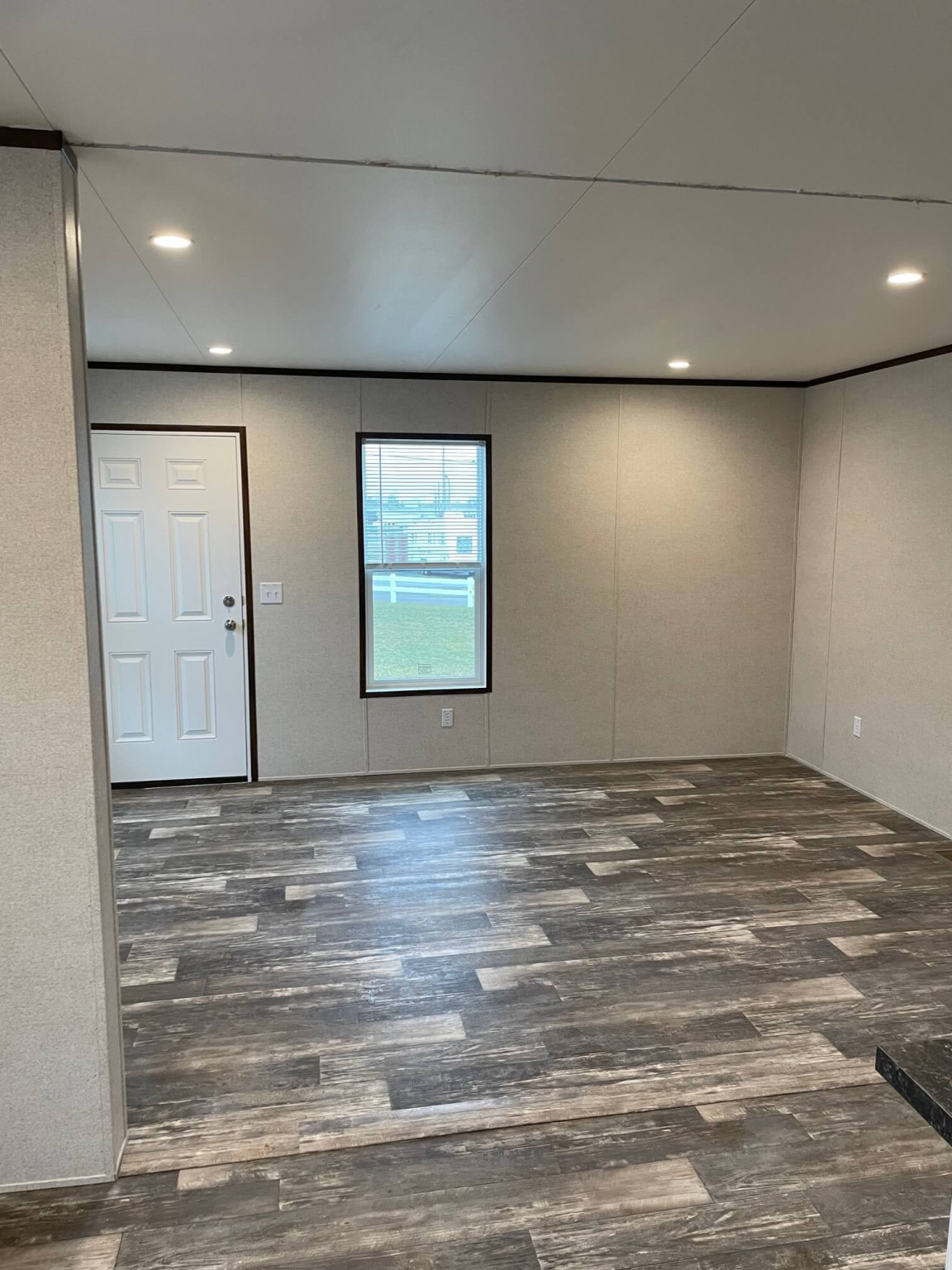 Affordable mobile home with financing in 