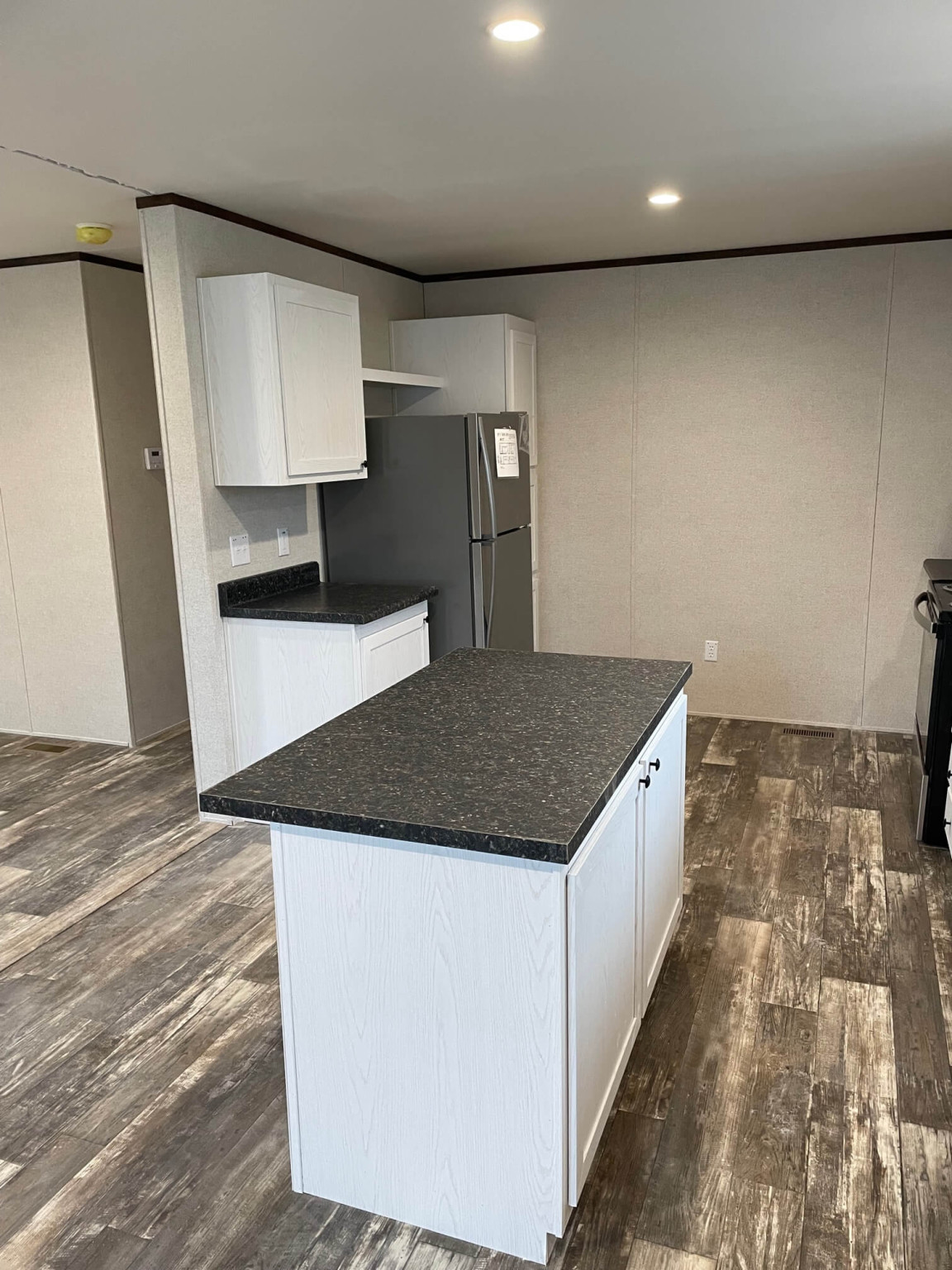 Family sized double wide home in 