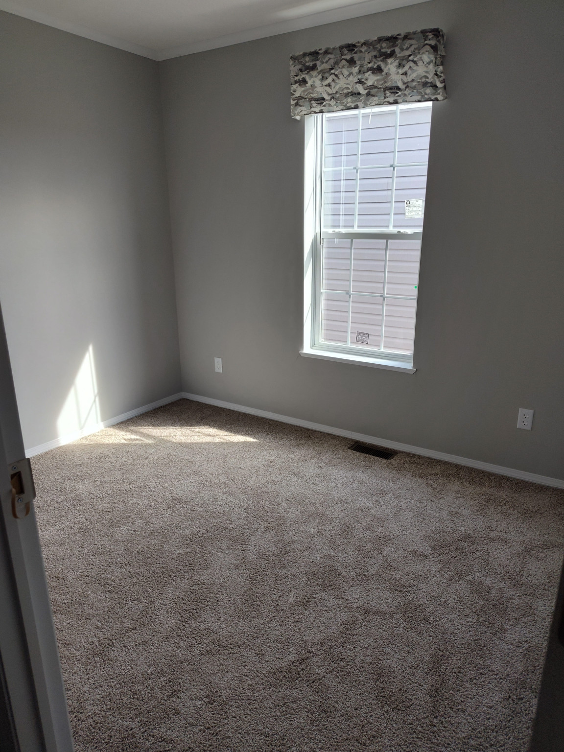 Move-in ready mobile home in 