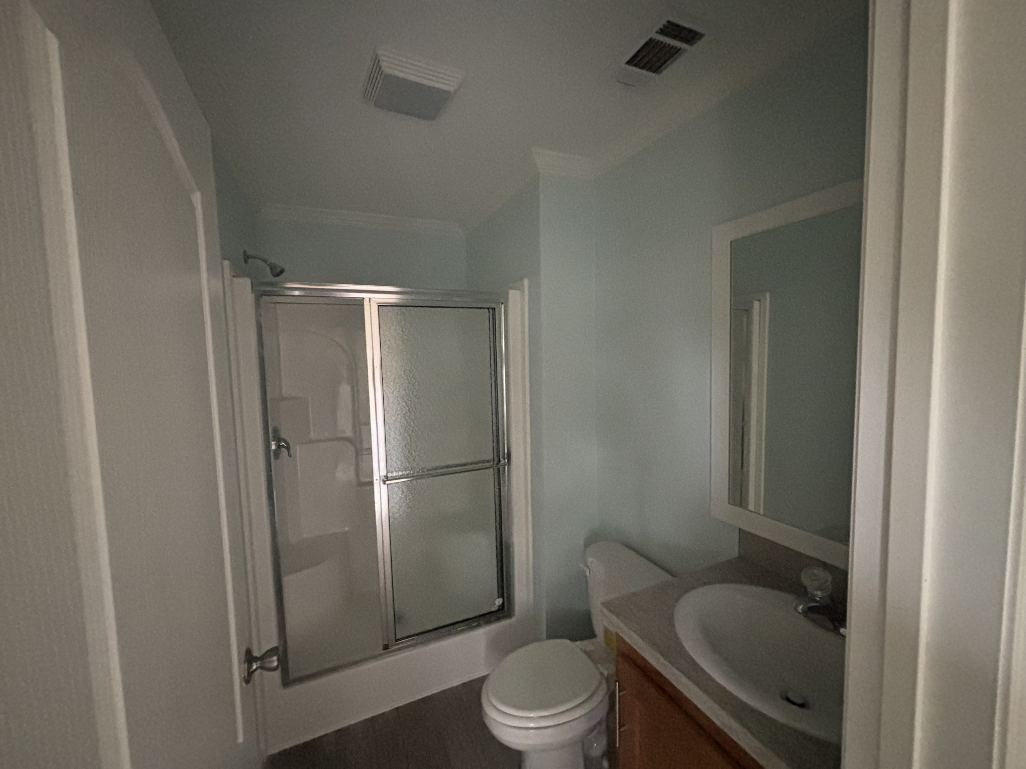 Family sized mobile home with financing in 