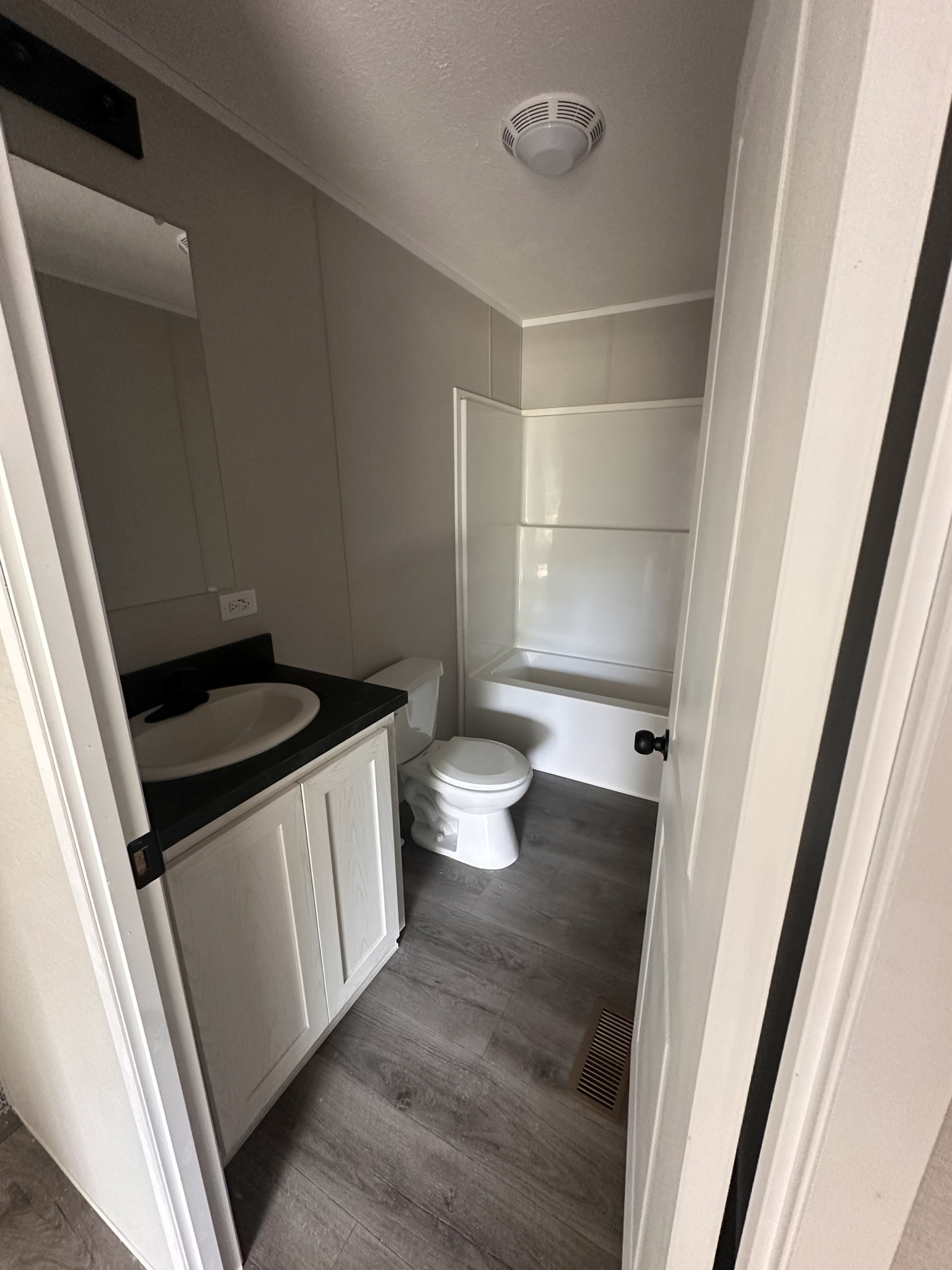 Factory direct tiny home in 