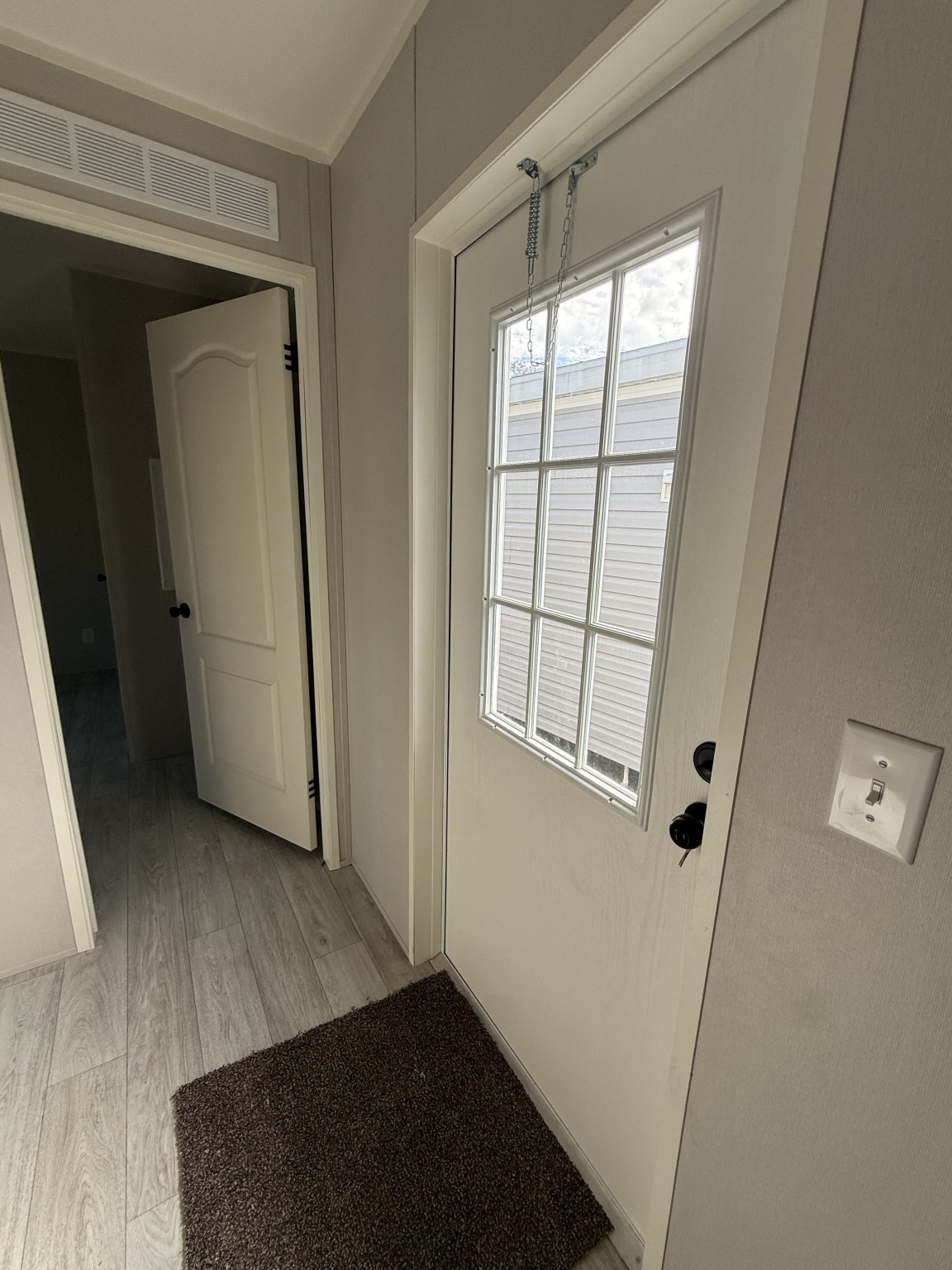 Factory direct off-grid home in 