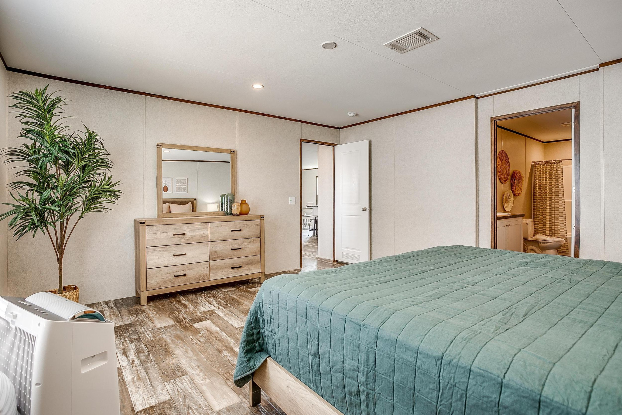 Move-in ready off-grid home in 