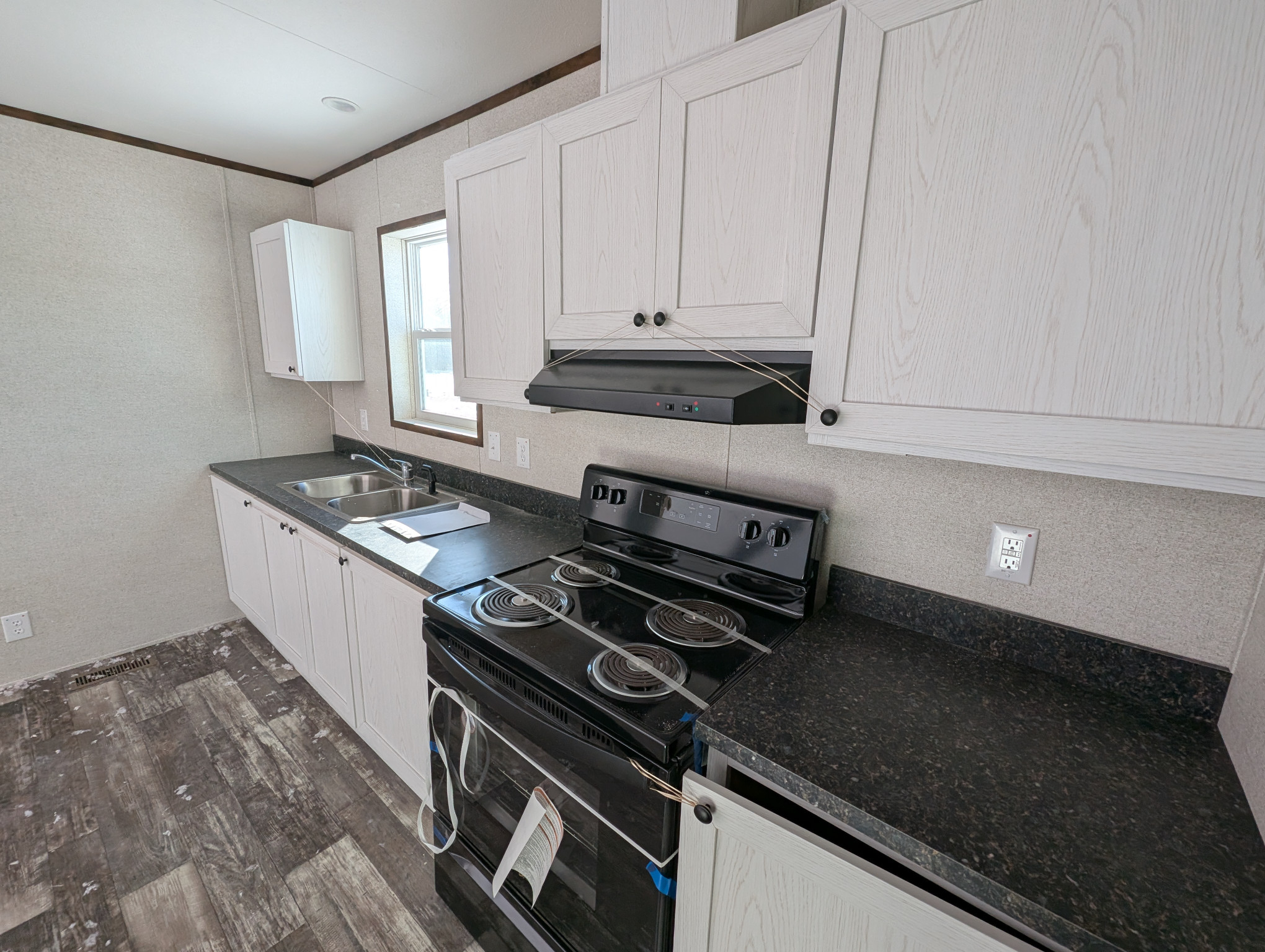 Farmhouse prefab home in 