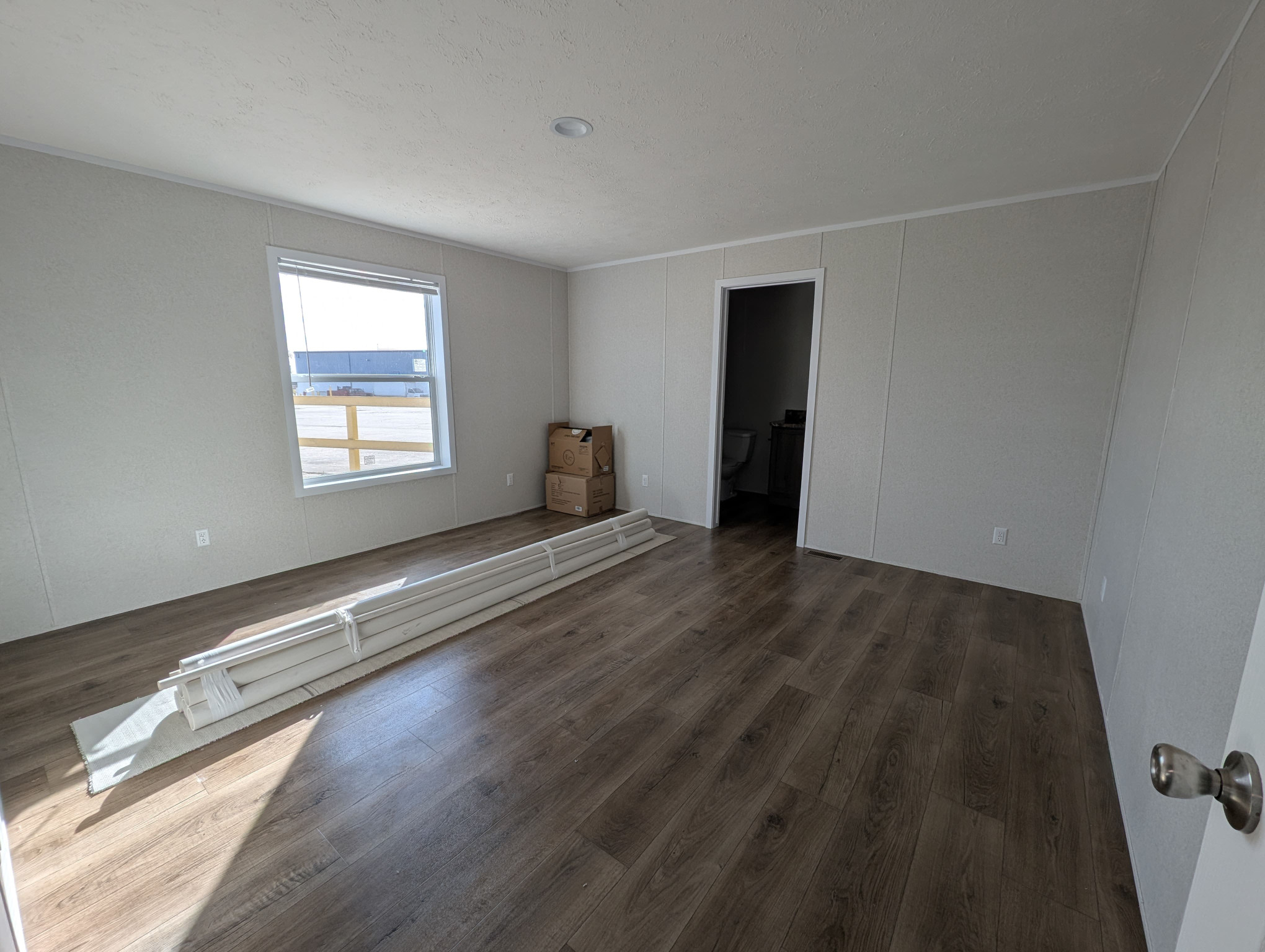 Family sized off-grid home in 