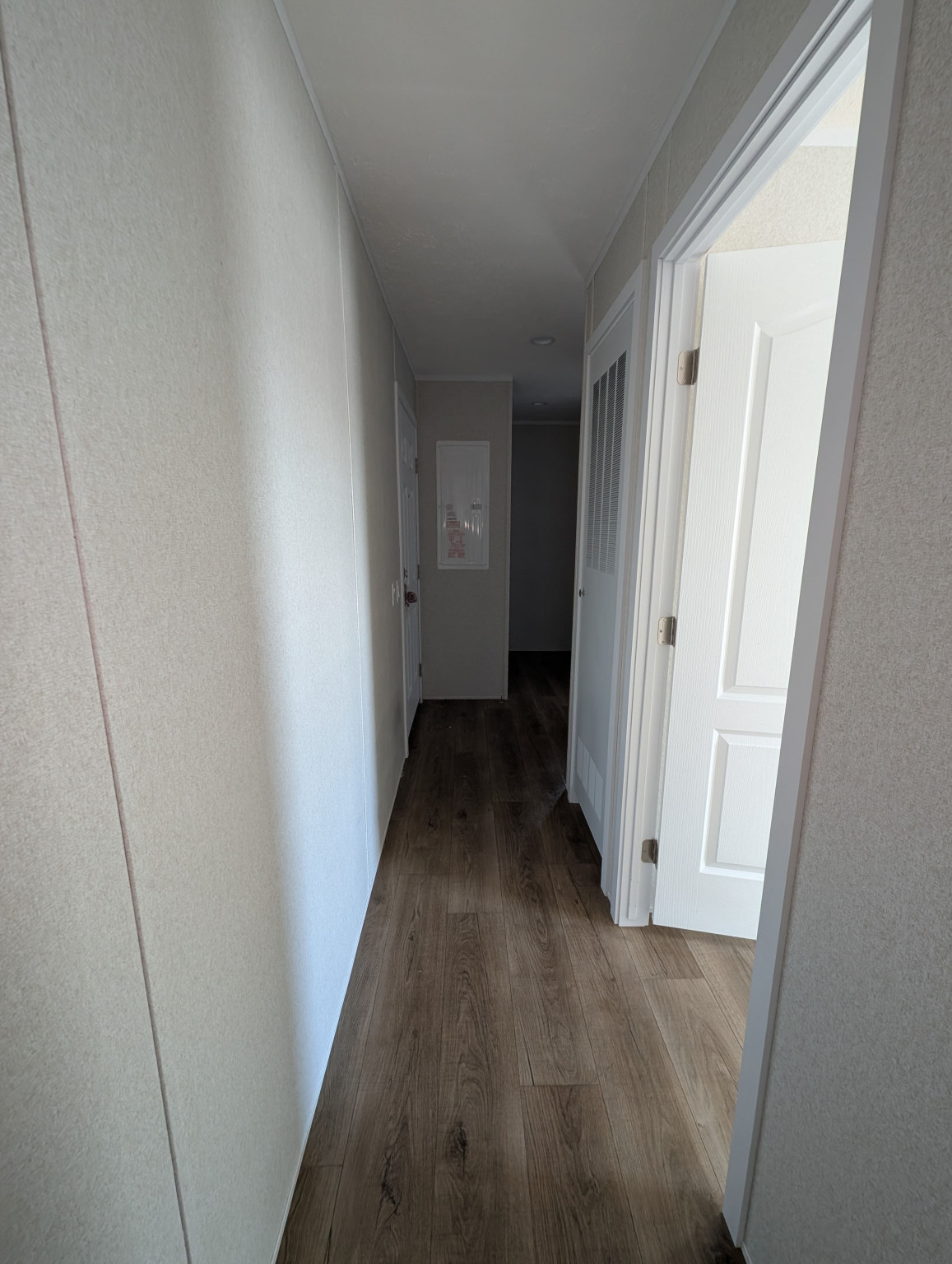 Energy efficient mobile home with financing in 