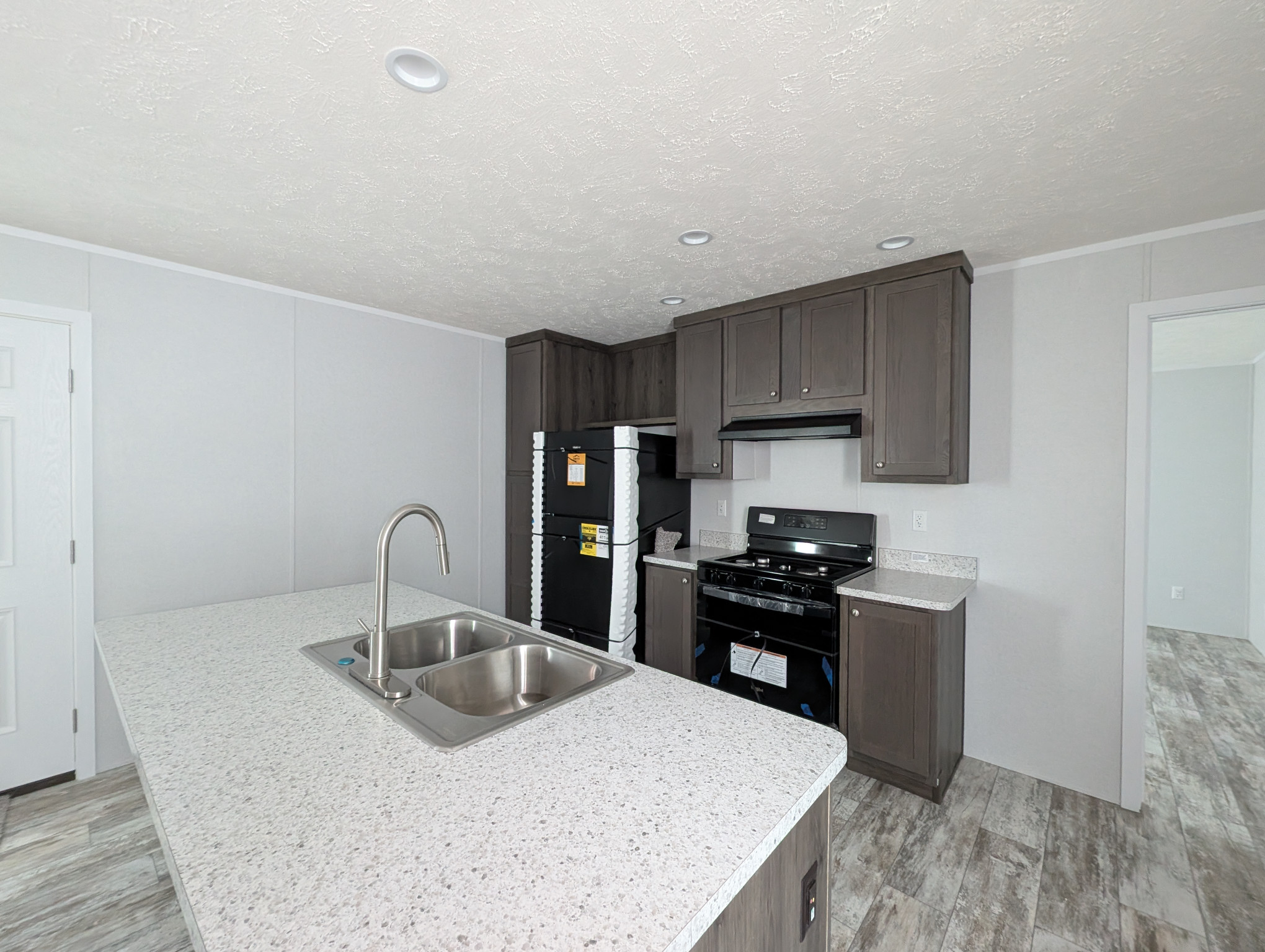 Cost effective mobile home with financing in 