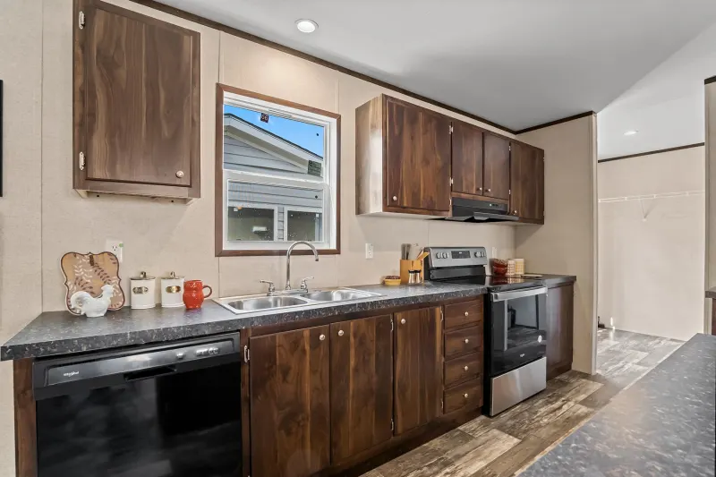 Customizable off-grid home in
