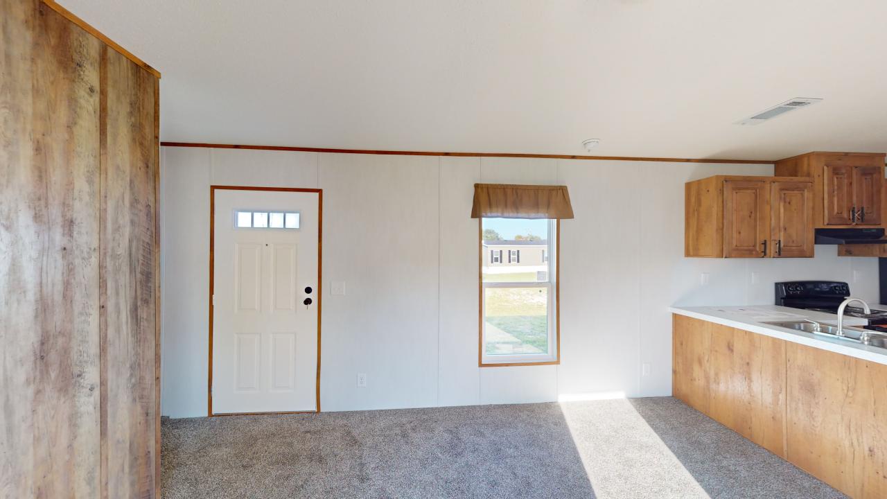 Farmhouse single wide home in 